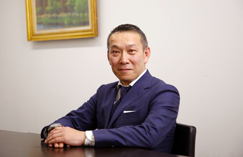 代表取締役社長　遠藤 久